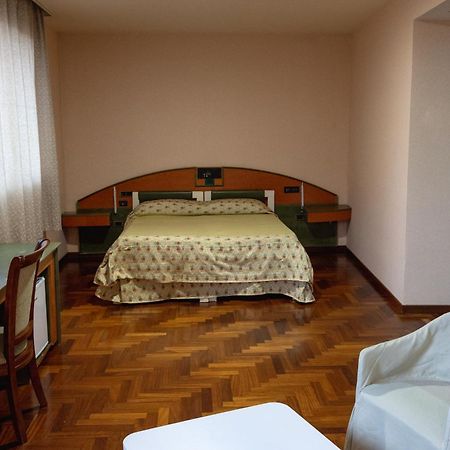 לגונגרו Hotel San Nicola מראה חיצוני תמונה